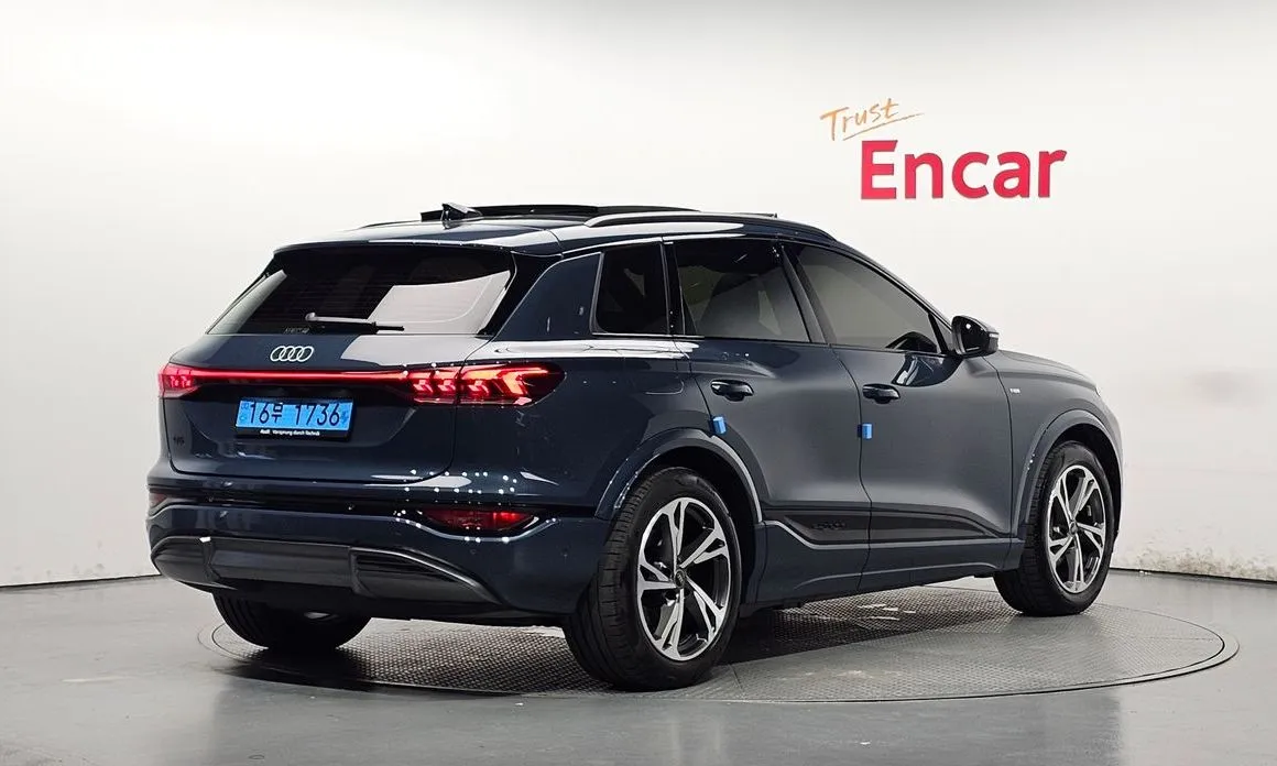Audi Q6 e-tron — фото 4