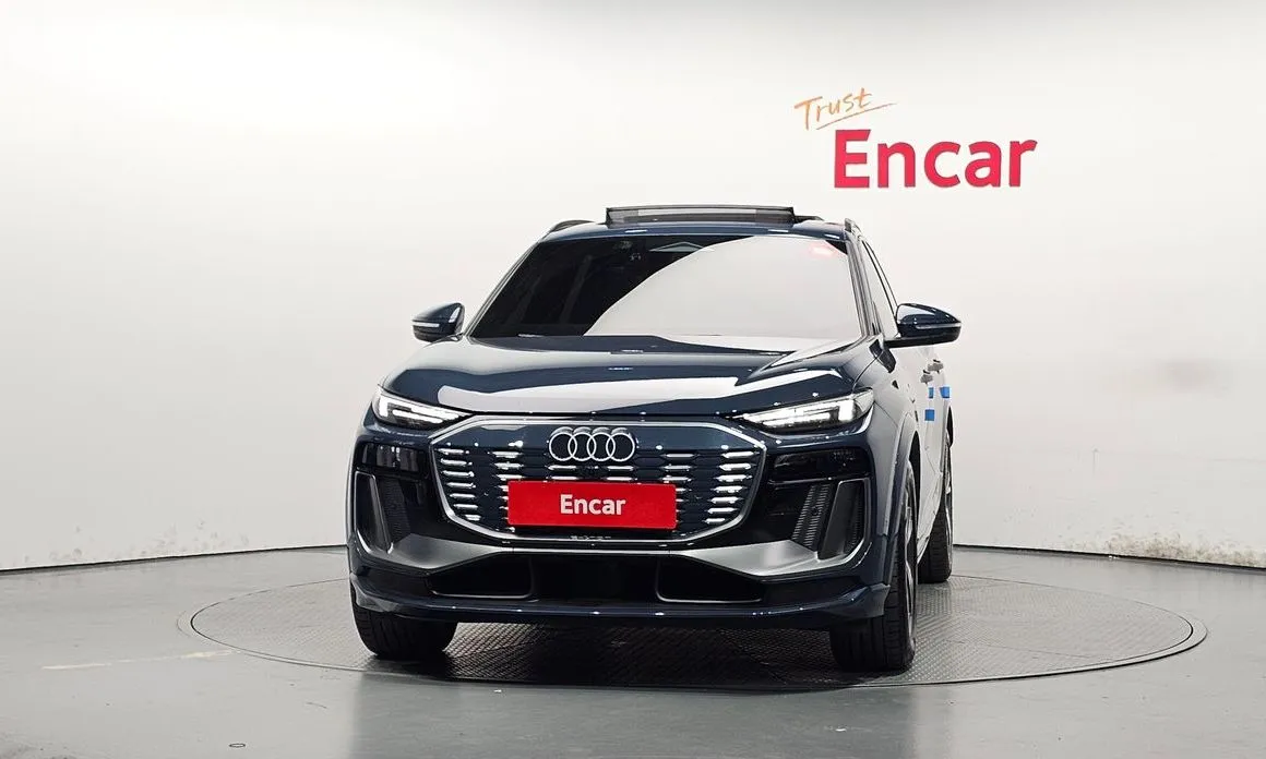 Audi Q6 e-tron — фото 3