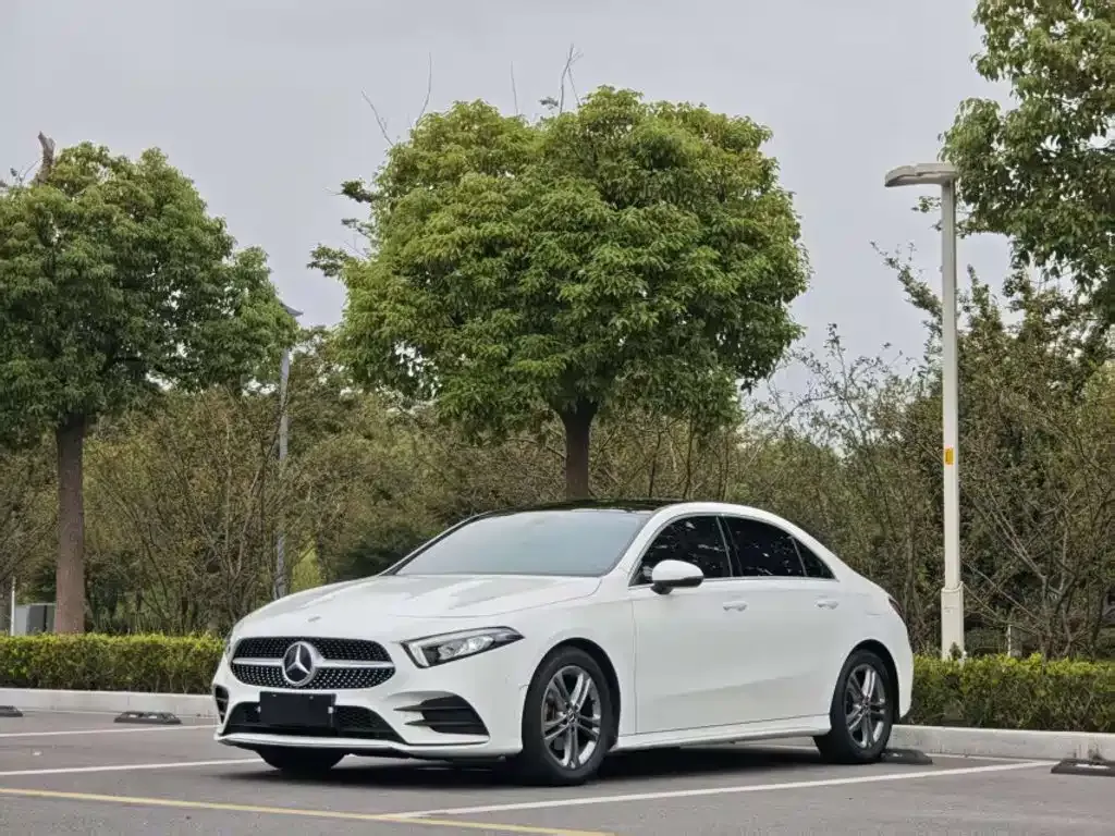 Mercedes-Benz A-Class — фото 9