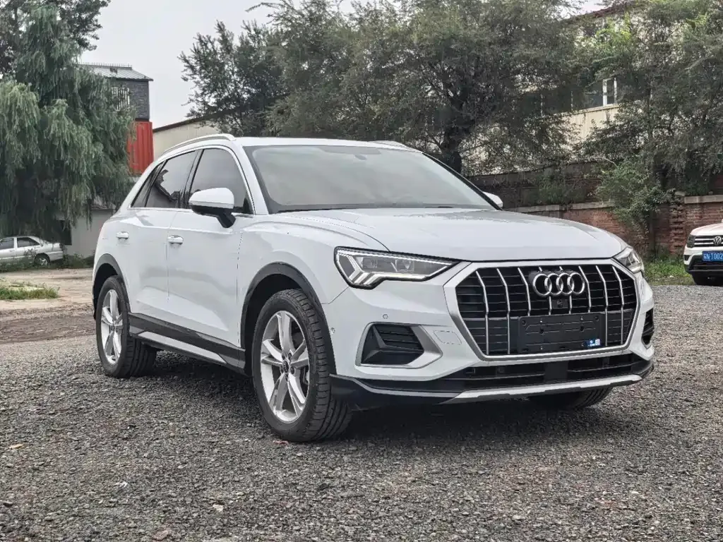 Audi Q3 — фото 4