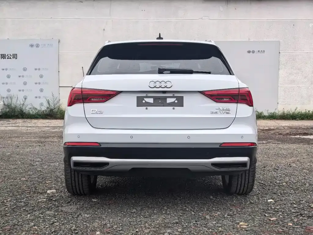 Audi Q3 — фото 3