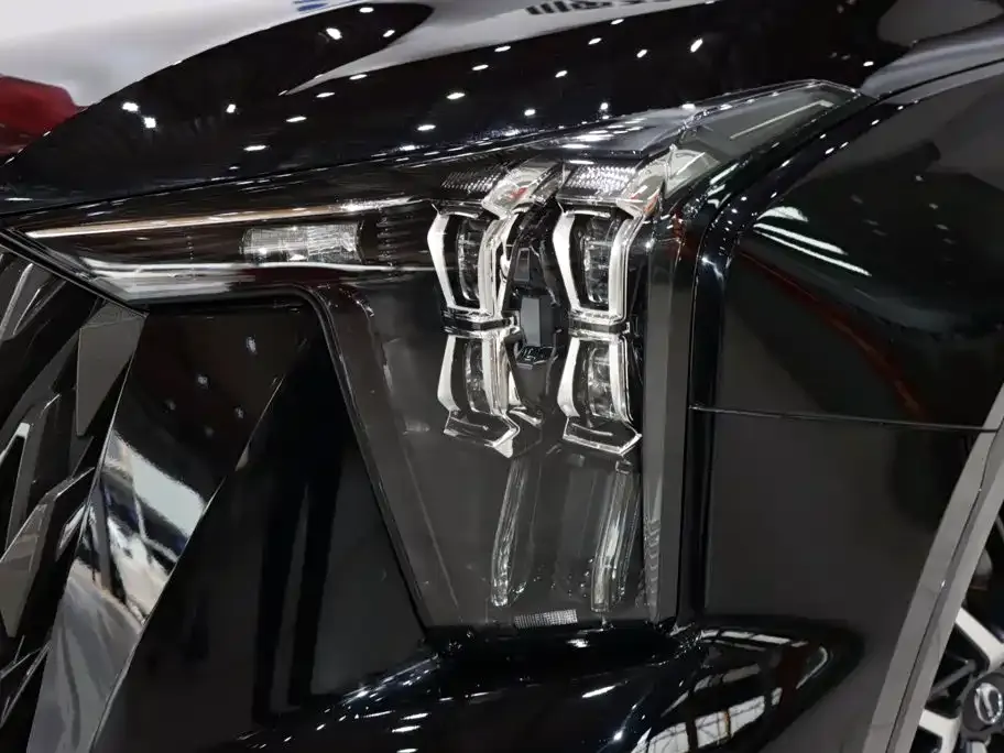 GAC Motor Trumpchi GS8 — фото 10