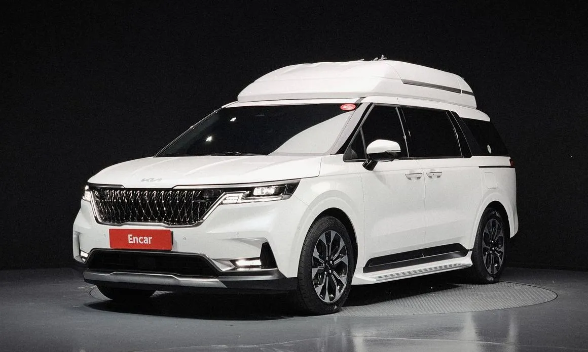 Kia Carnival — фото 1