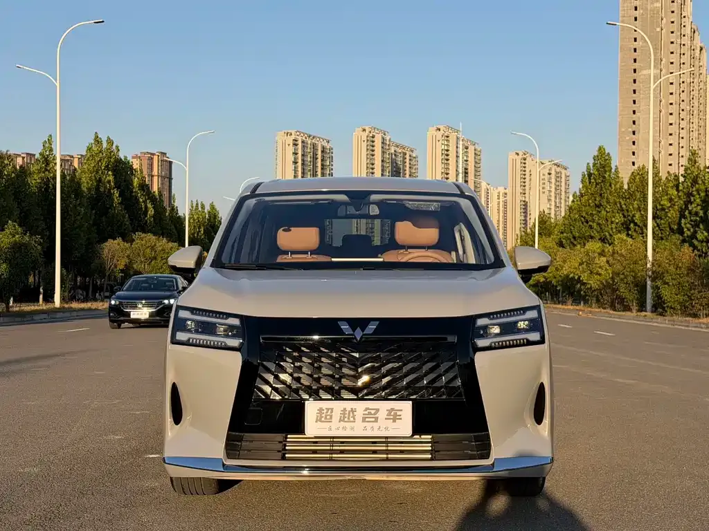 Wuling Xingguang 730 — фото 2