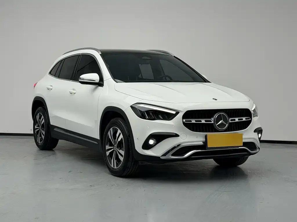 Mercedes-Benz GLA — фото 9