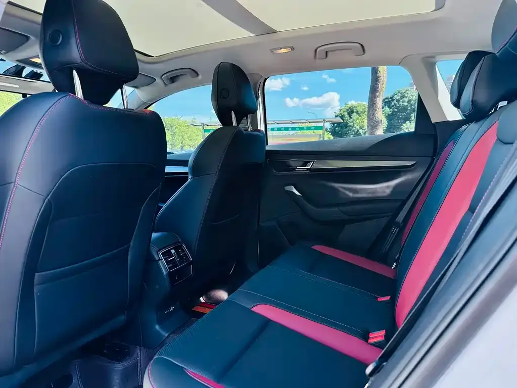 Skoda Karoq — фото 2