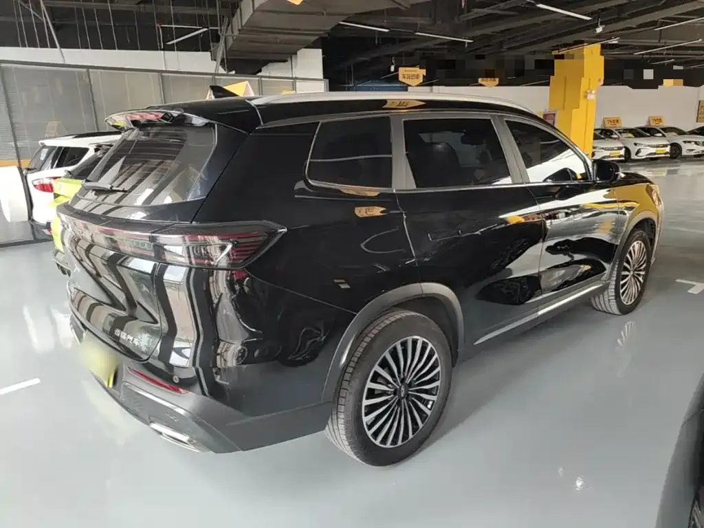 Chery Tiggo 8 PLUS — фото 7