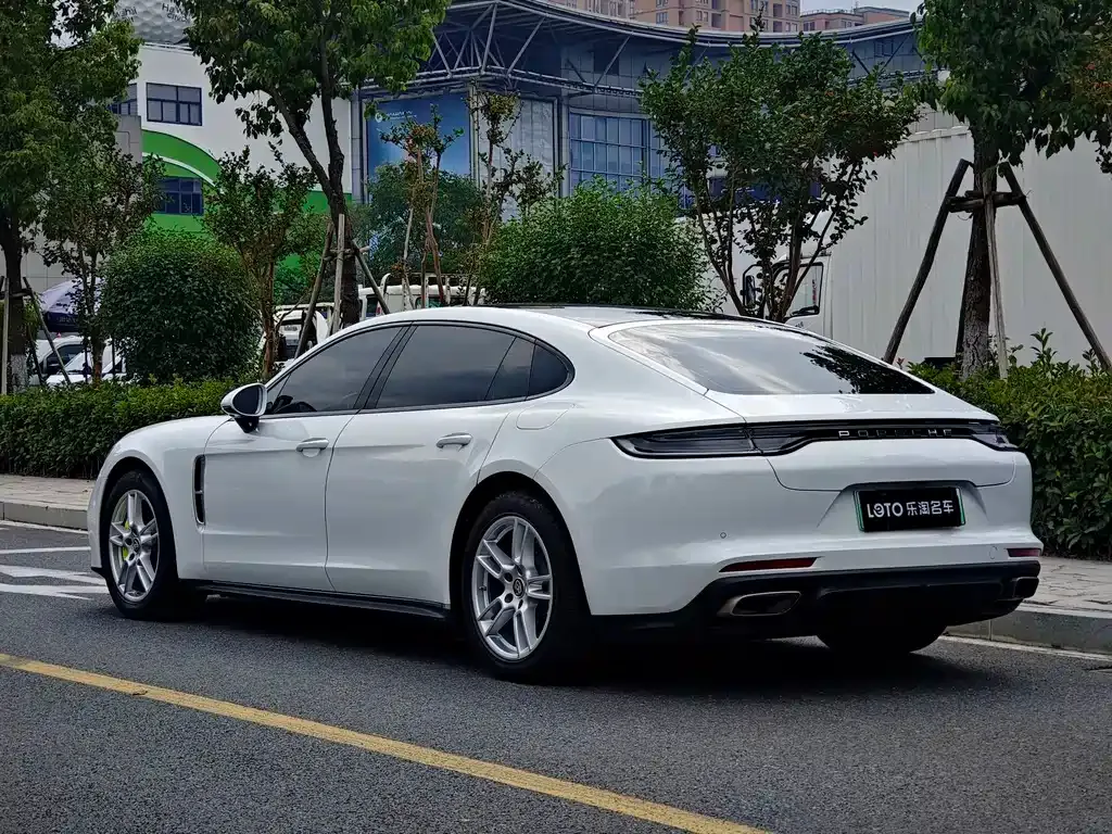Porsche Panamera Hybrid — фото 7