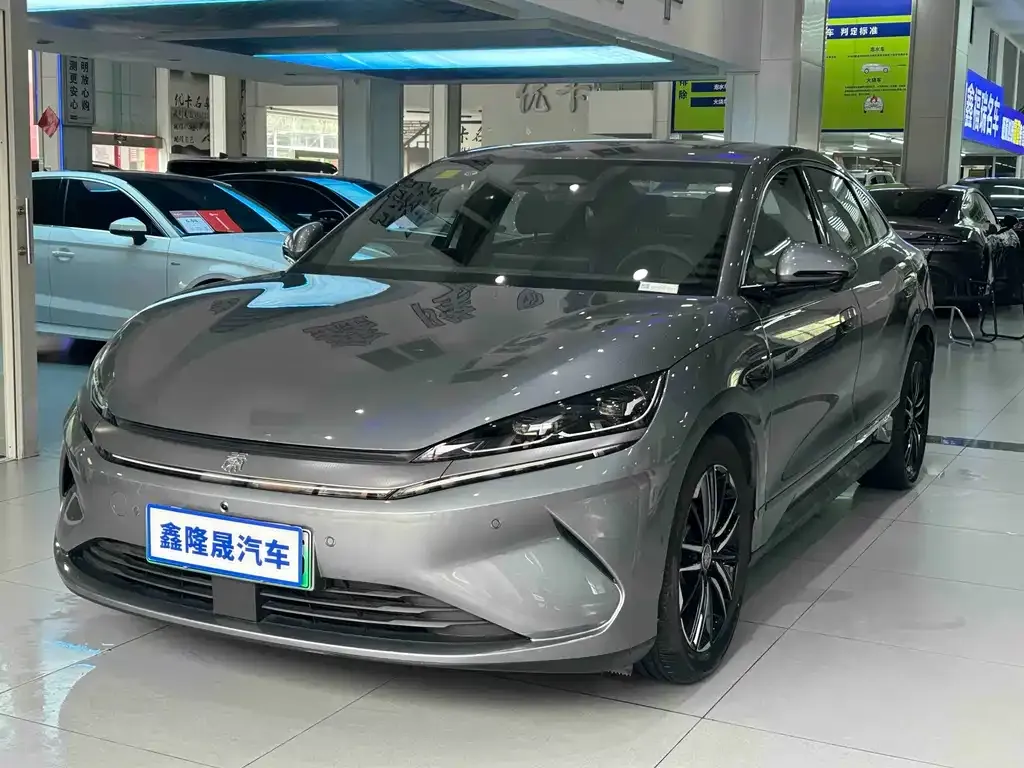 BYD Qin L — фото 1