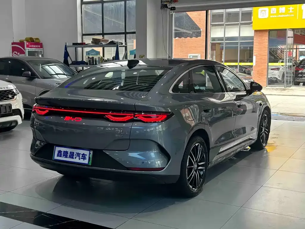 BYD Qin L — фото 7