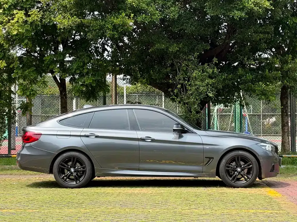 BMW 3 Series GT — фото 8