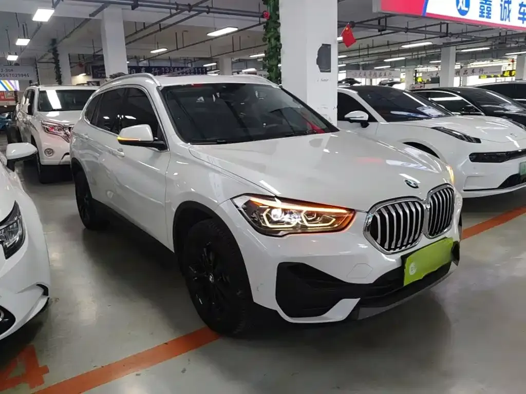 BMW X1 — фото 7