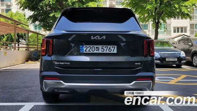 Kia Sorento — фото 4
