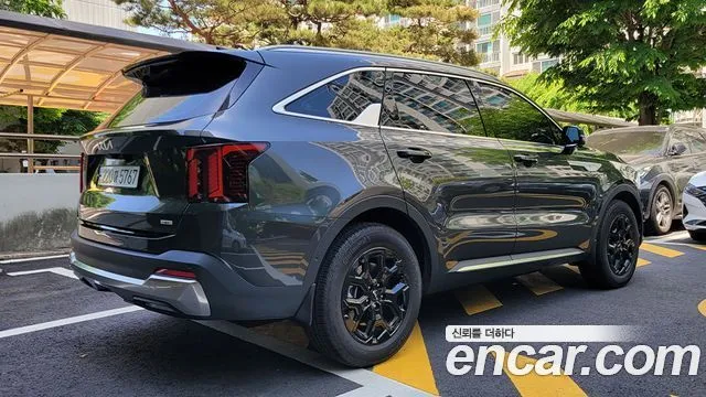 Kia Sorento — фото 10