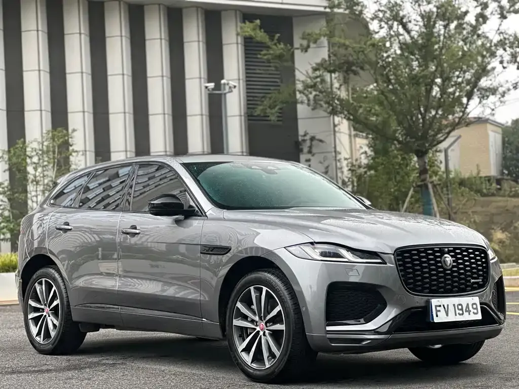 Jaguar F-PACE — фото 2