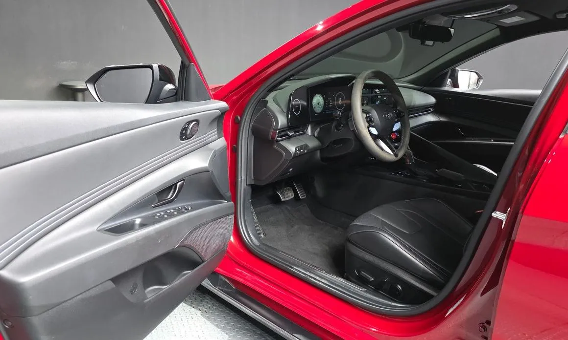 Hyundai AVANTE — фото 9