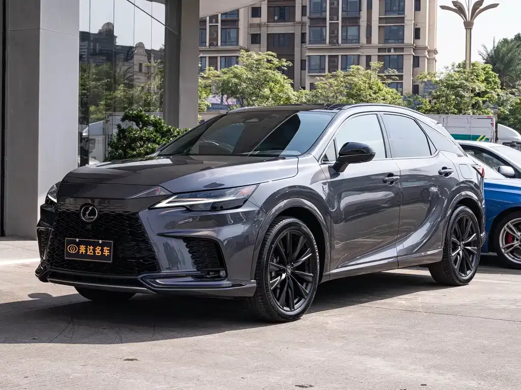 Lexus RX — фото 1