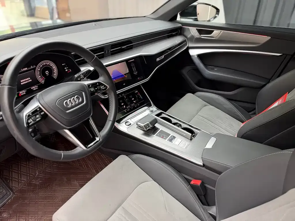 Audi A6L — фото 9