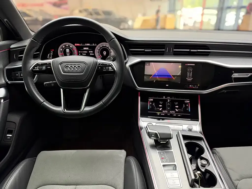 Audi A6L — фото 5