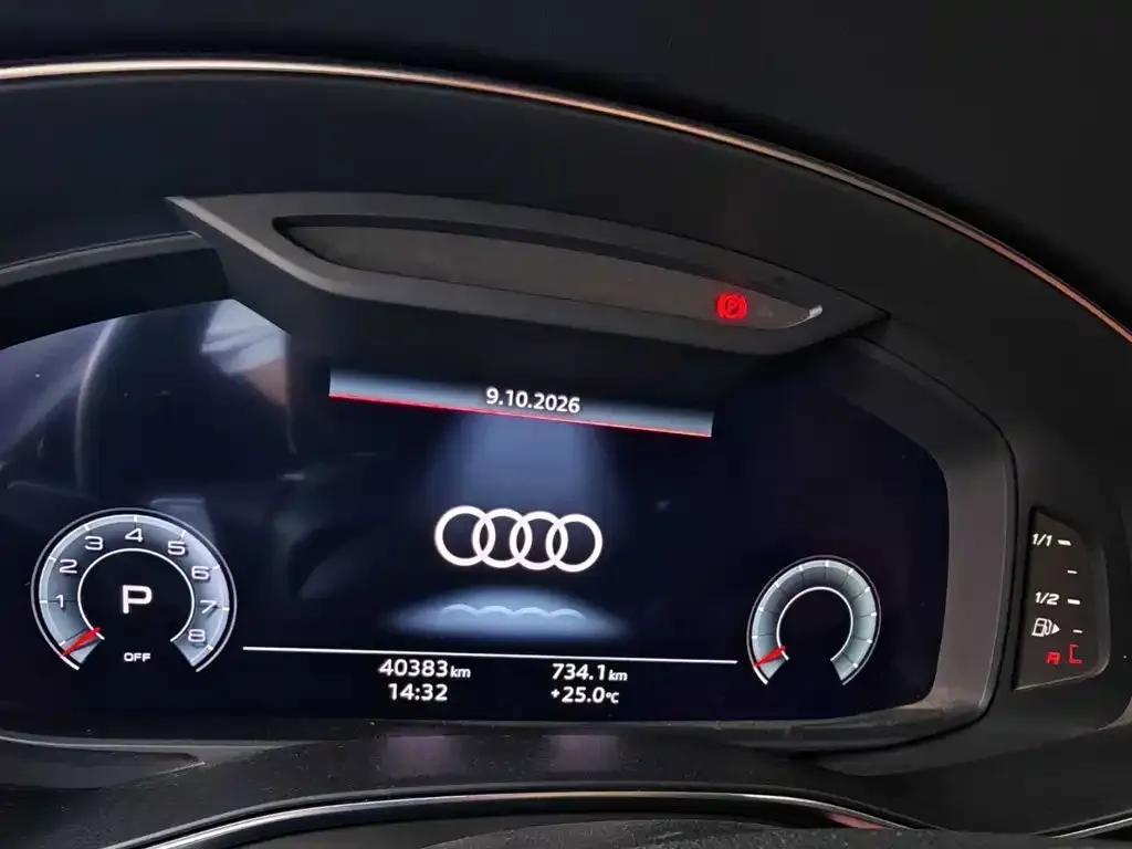 Audi A7L — фото 2