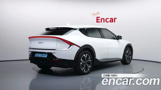 Kia EV6 — фото 5
