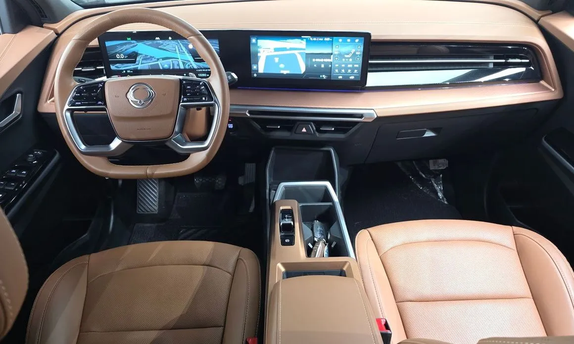 KG Mobility (Ssangyong) Torres — фото 10