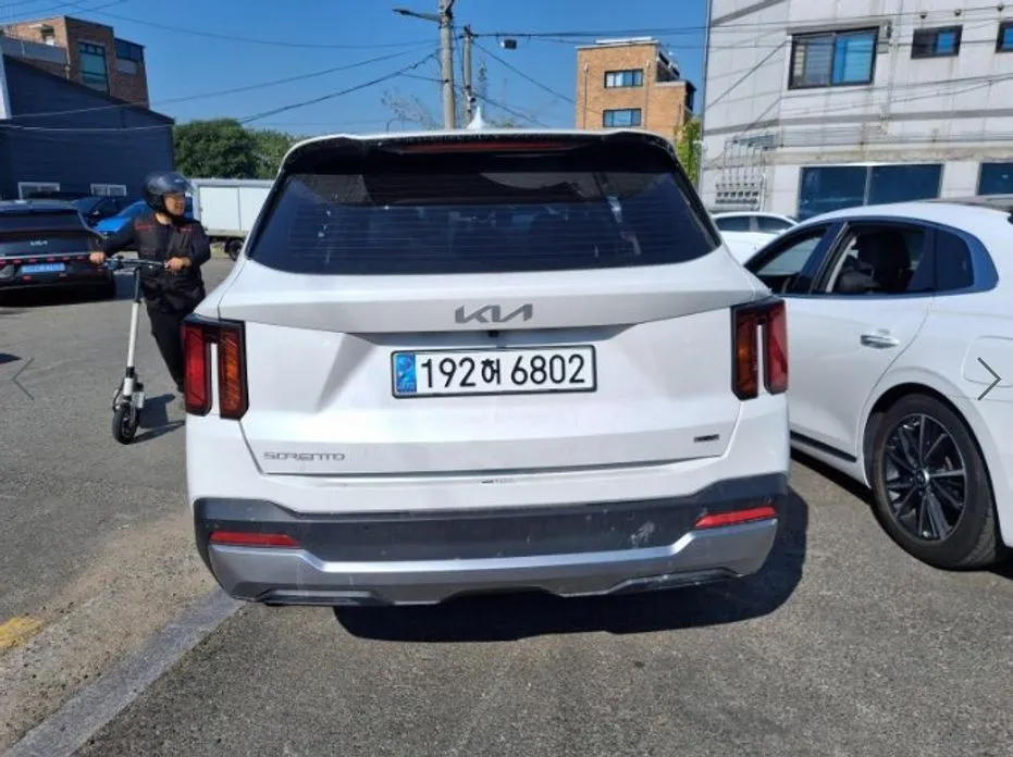 Kia Sorento — фото 6