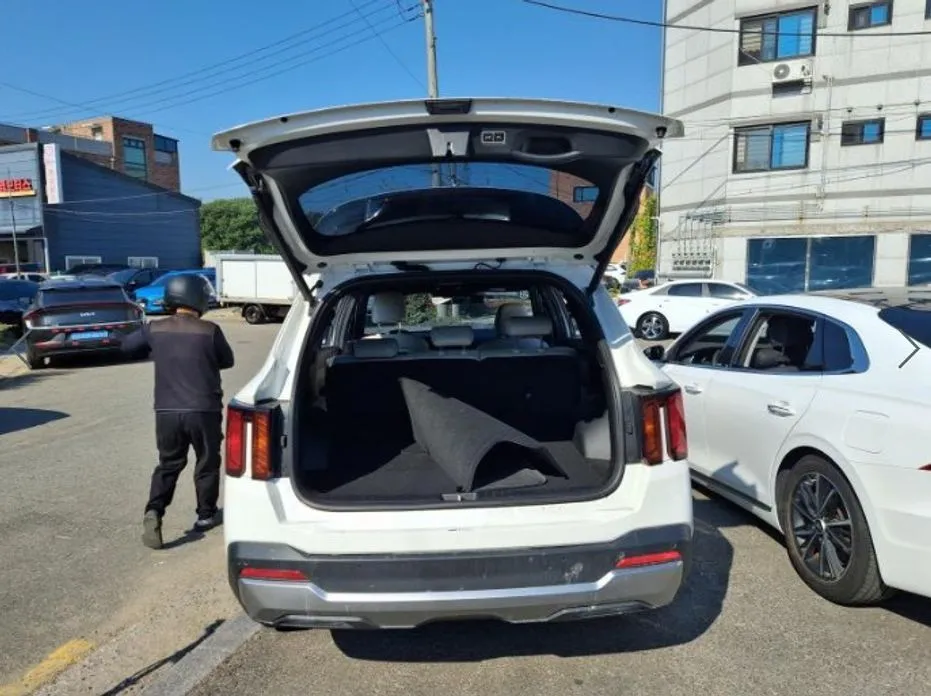 Kia Sorento — фото 7