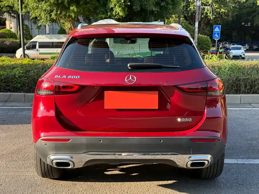 Mercedes-Benz GLA — фото 3