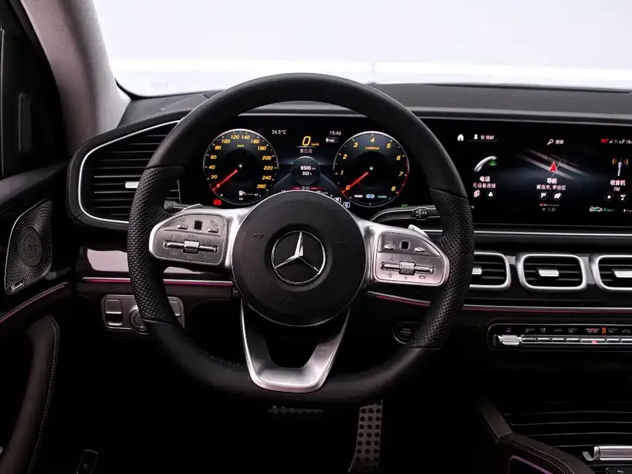Mercedes-Benz GLS — фото 4