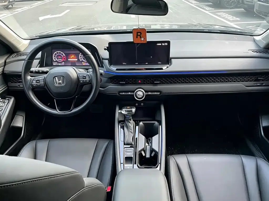 Honda Accord — фото 4
