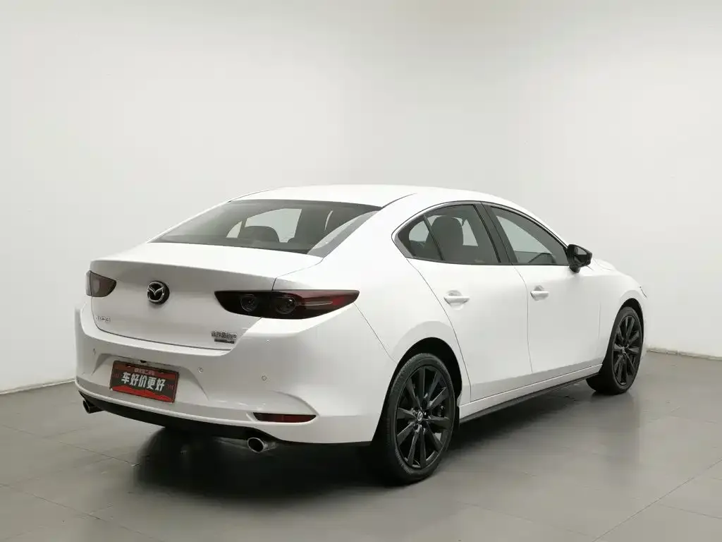 Mazda 3 Axela — фото 6