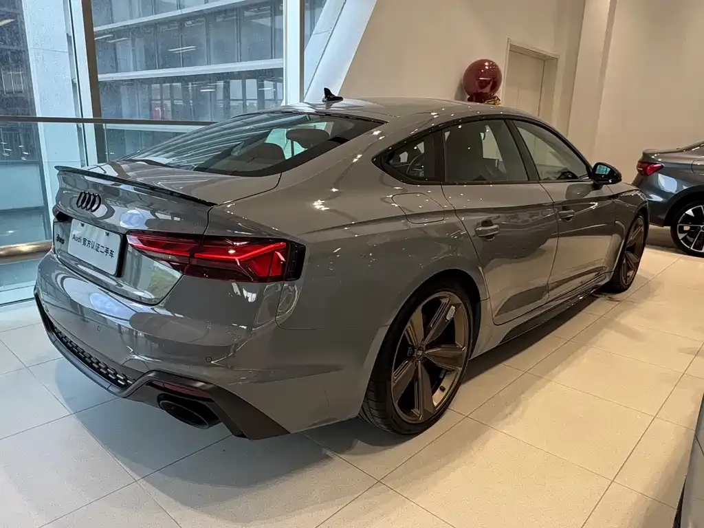 Audi RS 5 — фото 8