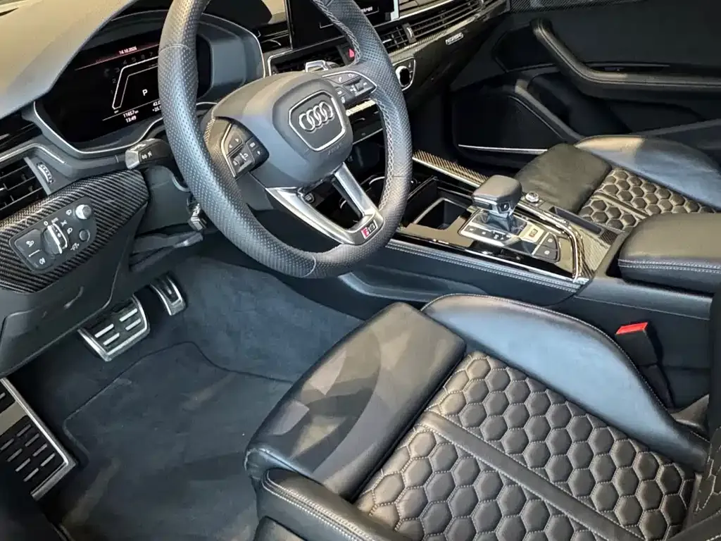 Audi RS 5 — фото 10