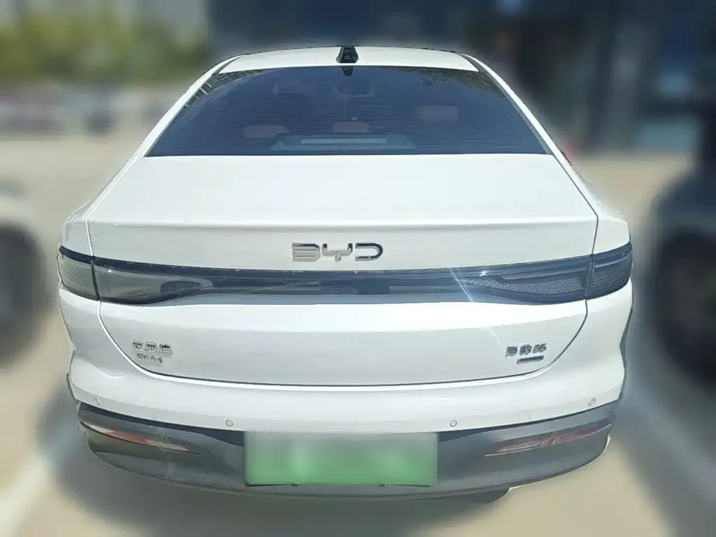 BYD Seal 05 DM-i — фото 2