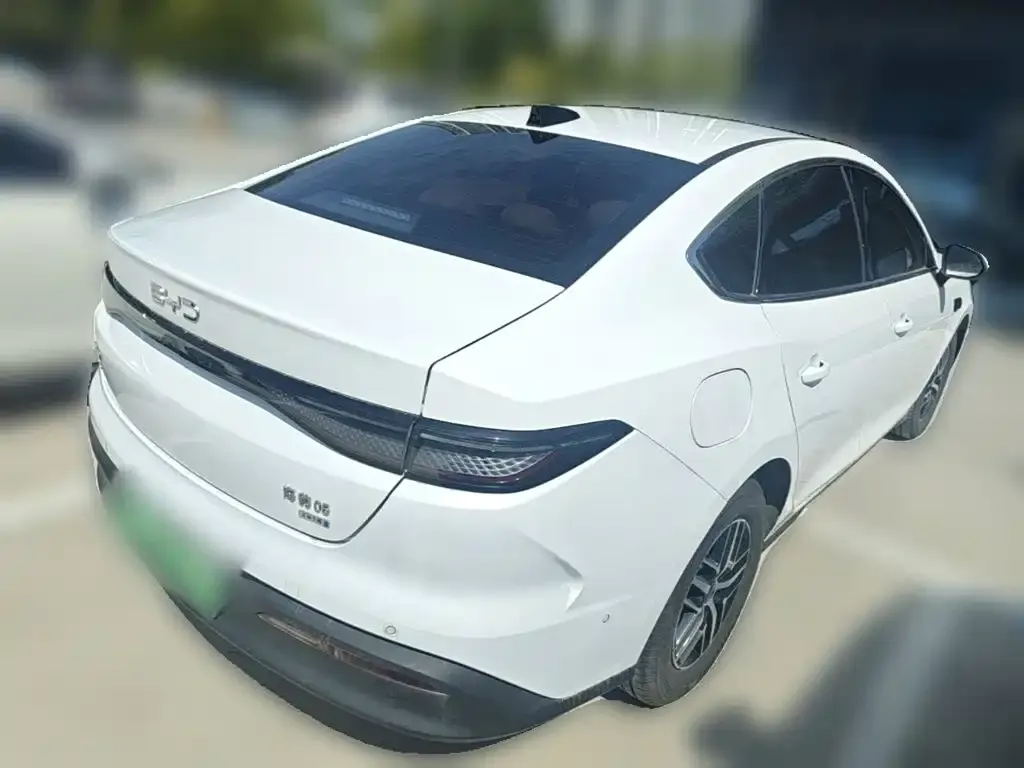 BYD Seal 05 DM-i — фото 5
