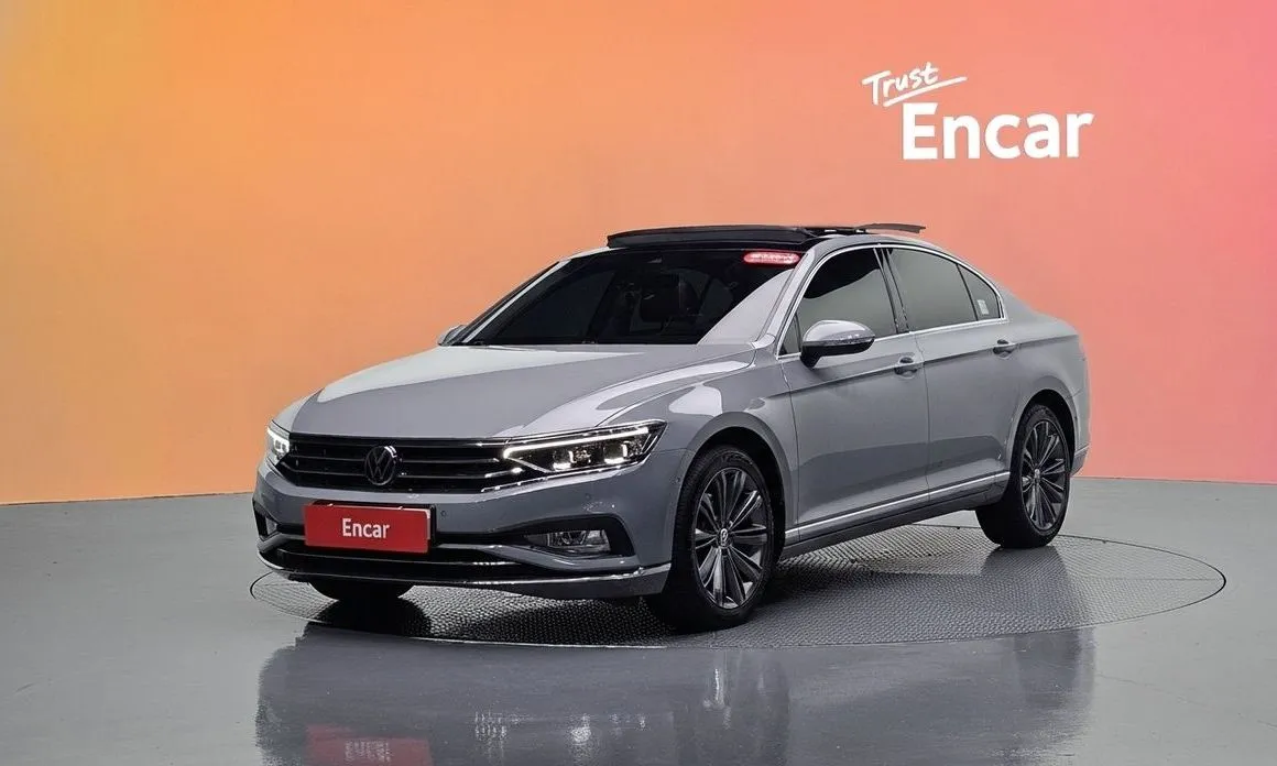 Volkswagen Passat — фото 1
