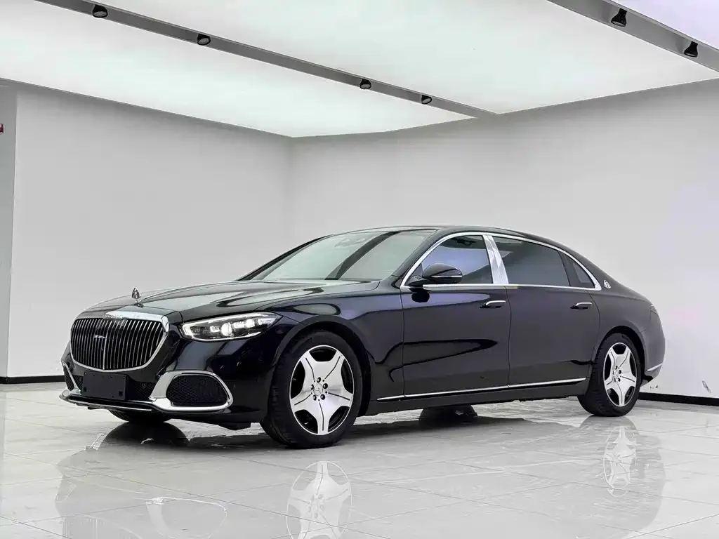 Mercedes-Benz S-Class — фото 1