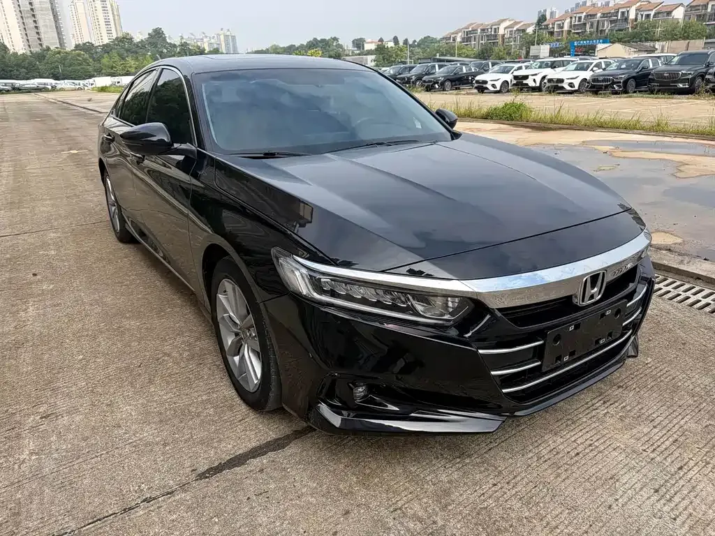 Honda Accord — фото 4