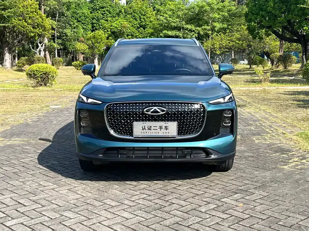 Chery Tiggo 8 — фото 9