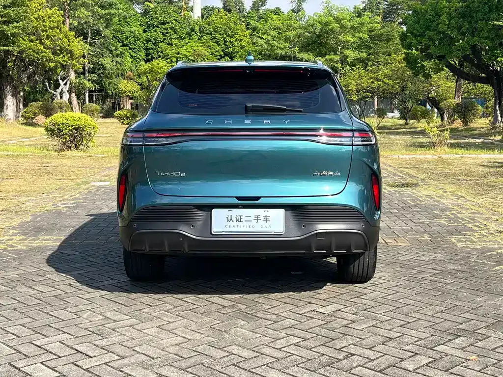 Chery Tiggo 8 — фото 8
