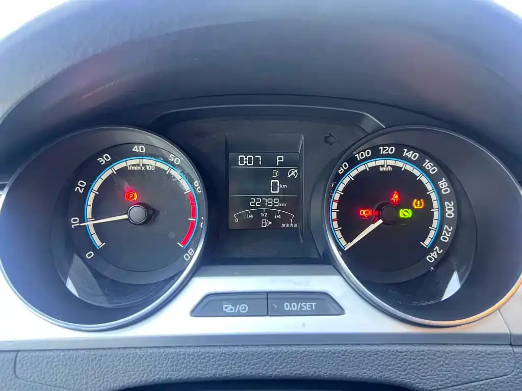 Skoda Rapid — фото 6