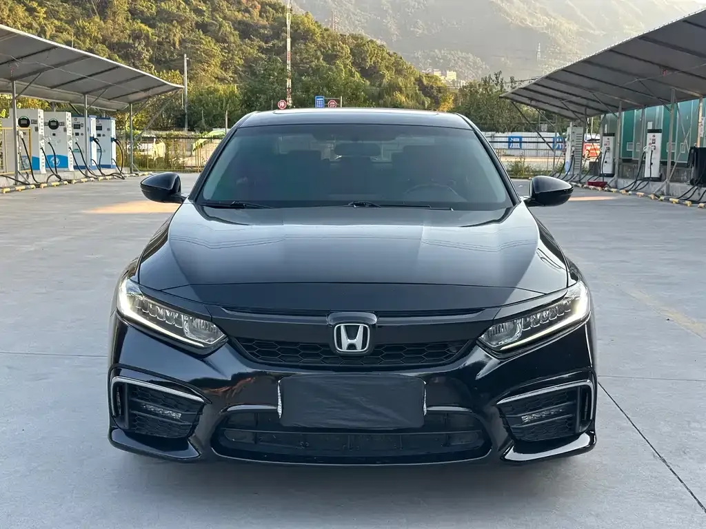 Honda Inspire — фото 10