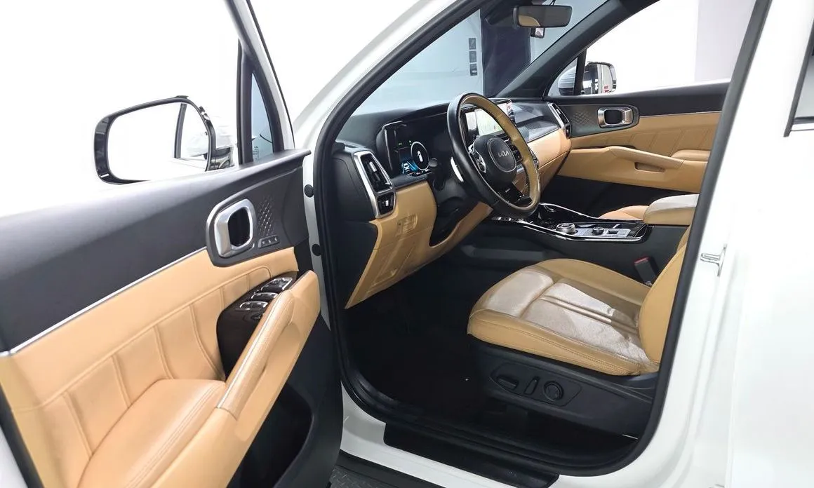 Kia Sorento — фото 7