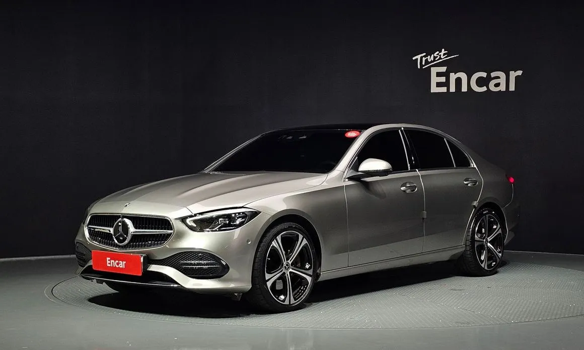 Mercedes-Benz C-Class — фото 1