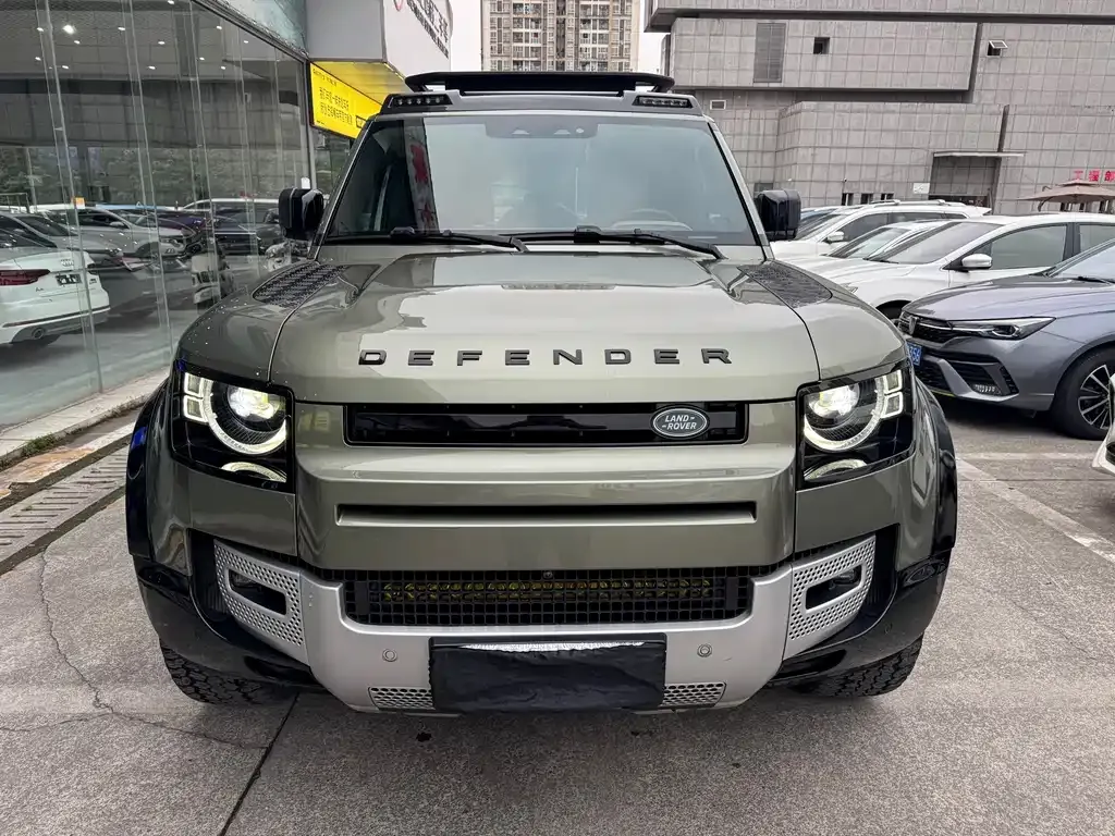 Land Rover Defender — фото 6