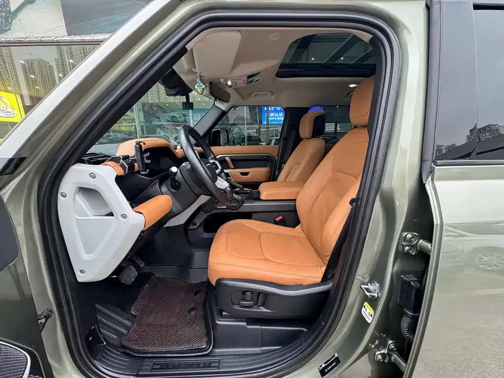 Land Rover Defender — фото 3