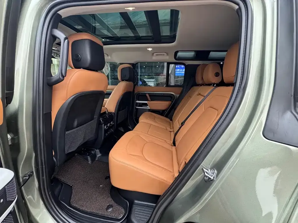 Land Rover Defender — фото 2
