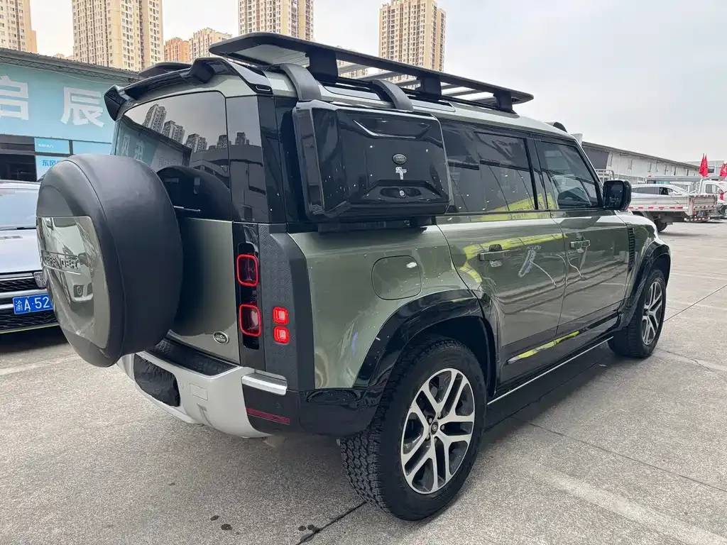 Land Rover Defender — фото 4