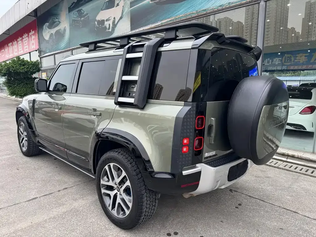 Land Rover Defender — фото 5